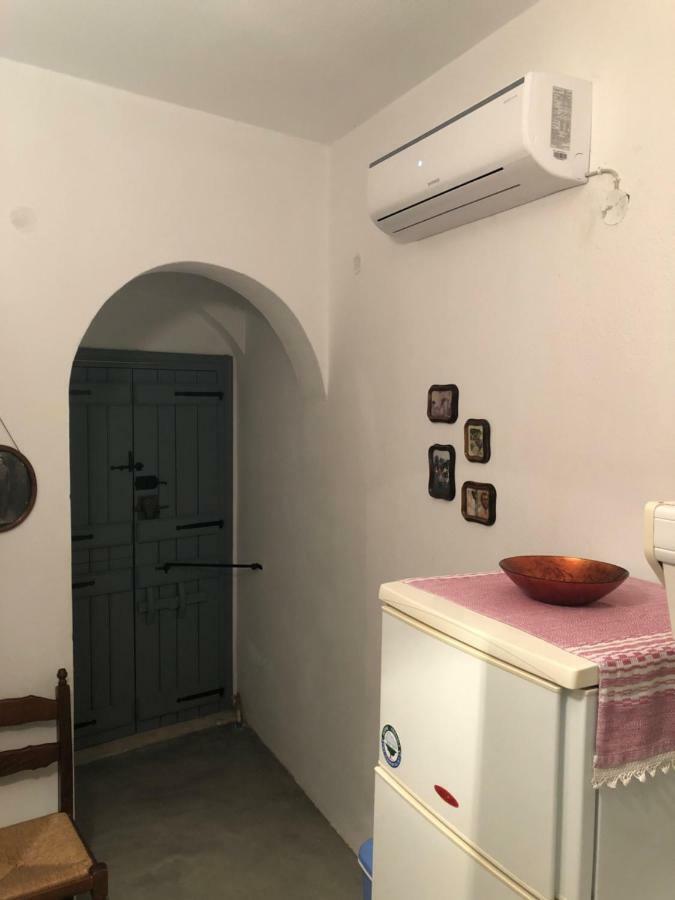 Traditional House - Apeiranthos Naxos Aperathos Экстерьер фото