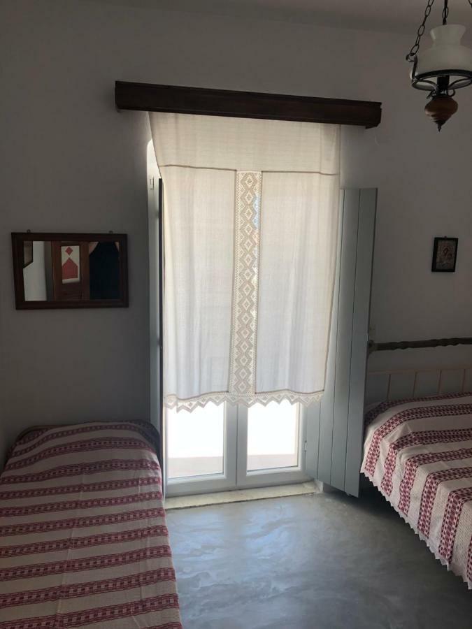 Traditional House - Apeiranthos Naxos Aperathos Экстерьер фото